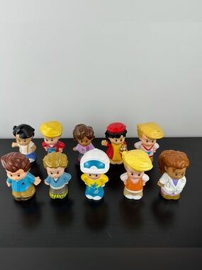 Fisher Price Little People Lot of 10 Girl Boy Teacher Doctor Figures Figurines